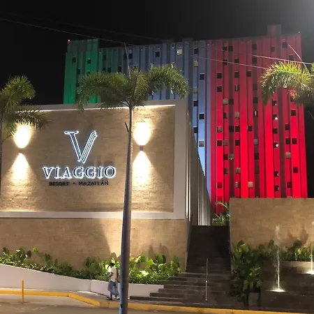 Viaggio Resort Mazatlan-3