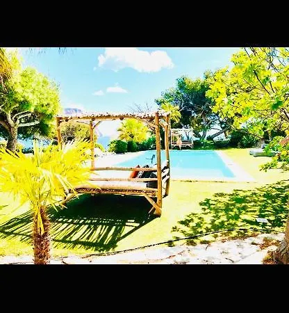 Astoria Villa maison d hôtes Appartement vue mer avec piscine-2