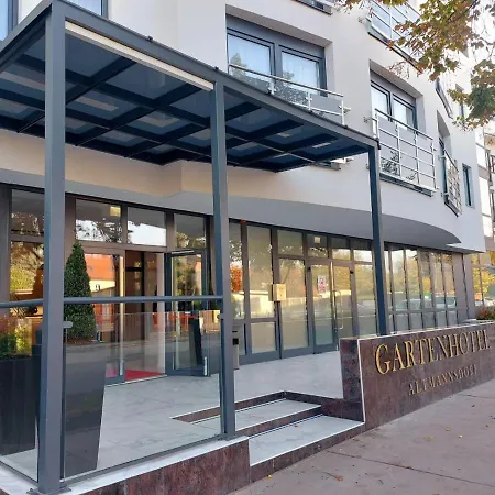 Gartenhotel Altmannsdorf-3