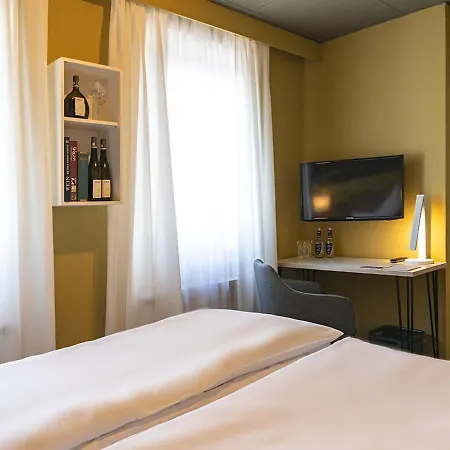Boutique-Hotel Zum Grünen Baum-3