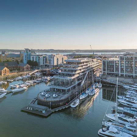 Harbour Hotel & Spa Southampton-3