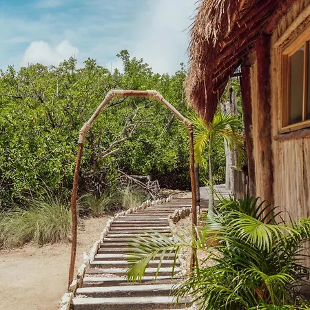 Yaxchen Tulum Cabañas&Cenote-3