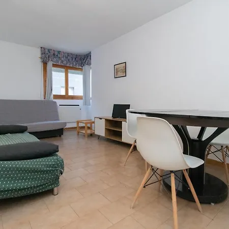 Apartamentos Ciudadela De Jaca 3000-2