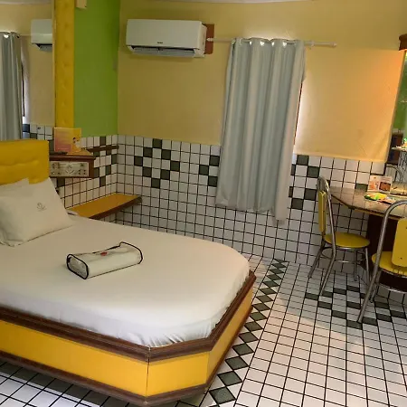 Motel Estoril (Adults Only)-3