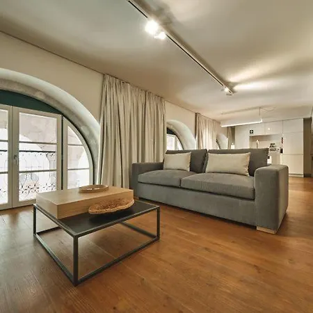 Look Living, Lisbon Design Apartments-2