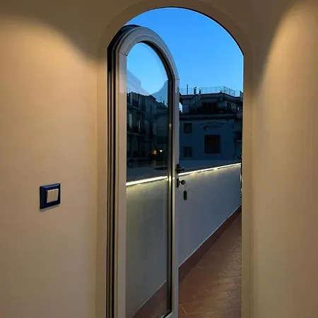 Palazzo Della Guardia-2