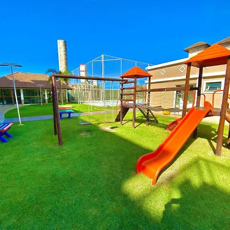 Condomínio Mediterranee Residence por Be My Guest-3