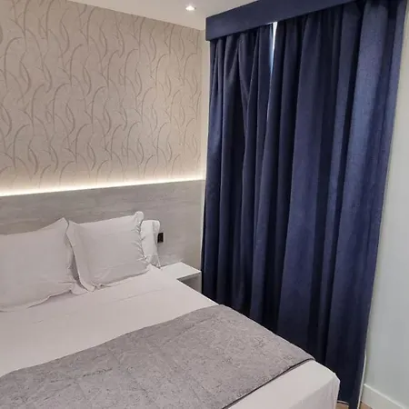 Ch La Petite Maison - Boutique - Madrid-3