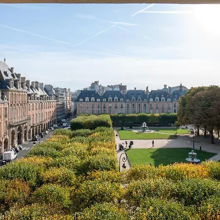 Cour des Vosges-2