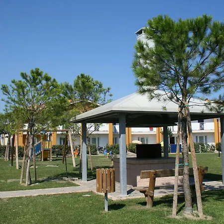 Pini Village Lido Altanea-3