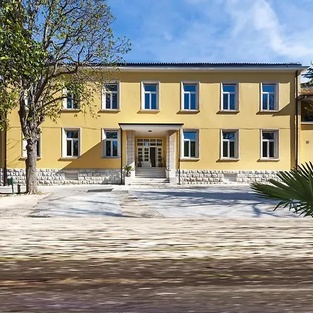 Villa Aurum Health & Climatotherapy Center-2