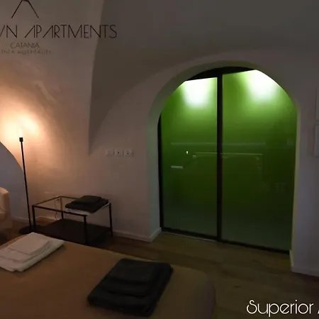 Old Town Apartments Catania-3