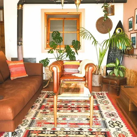 Ericeira Soulsurfers Guesthouse-3