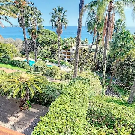 Cannes Appartement vue mer-3