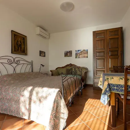 Tra Gli Ulivi-3
