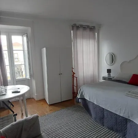 The Aqueduct Guesthouse-3