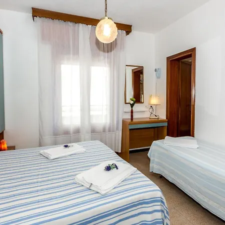 Hotel Saturno-2