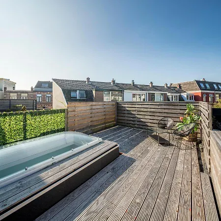 Luxury City Home Alkmaar nearby Amsterdam.-3