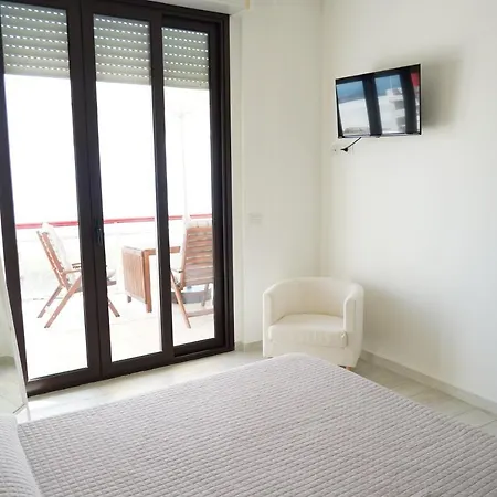 Sunrise Apartments-3