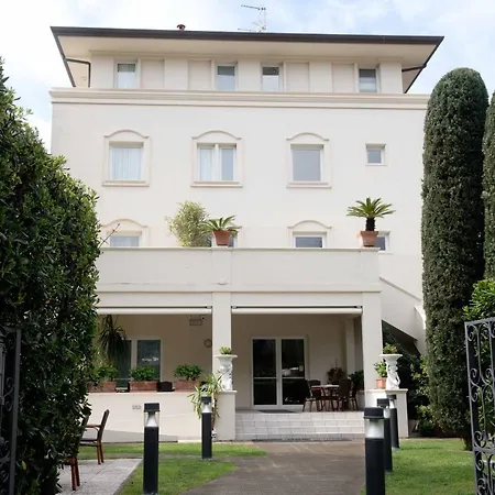 Villa Costanza Boutique Hotel-3