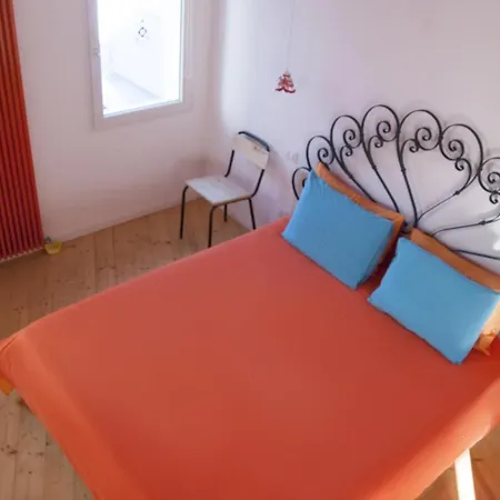 Casa arancione a Burano-2