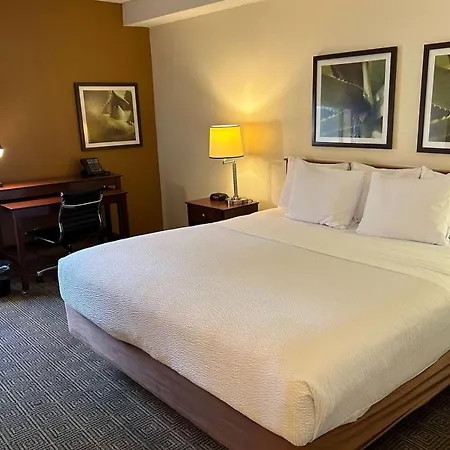 Baymont By Wyndham Orlando South-2