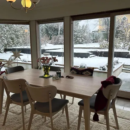 Villa Stockholm Taeby-3