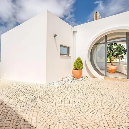 Guestready - Luxury Beach Villa With Private Pool-2