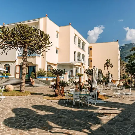 Hotel Zaro-3