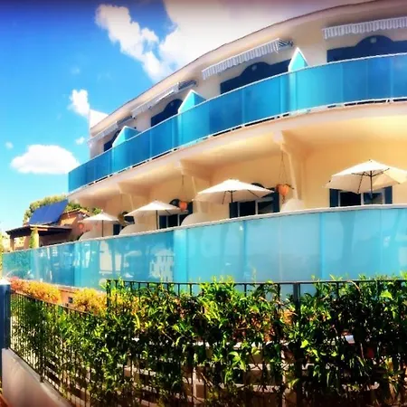 Apartamentos Petit Blau-3