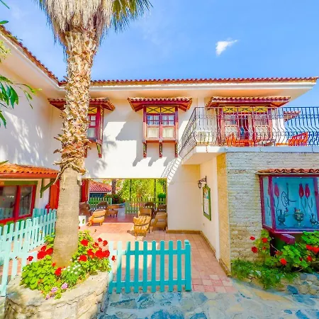 Zehra Tatil Koeyue-2