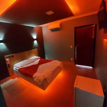 Chateau Motel Campinas (Adults Only)-3