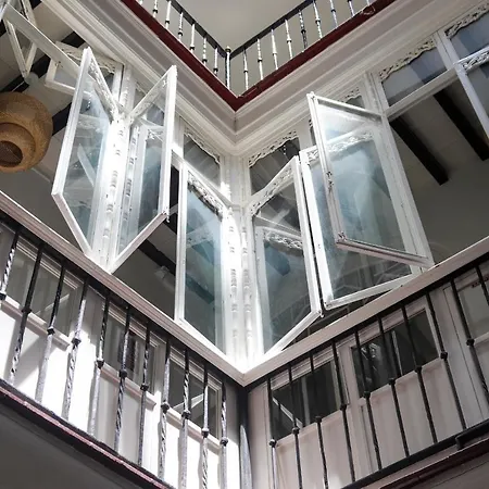 Hostel Ibarra By Bossh! Hotels-3