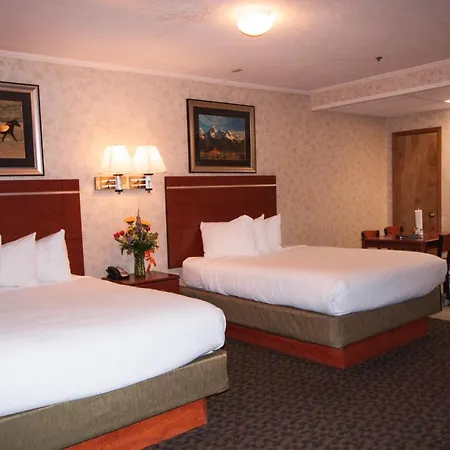 Brandin' Iron Inn-2