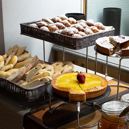 Starhotels Tuscany-3
