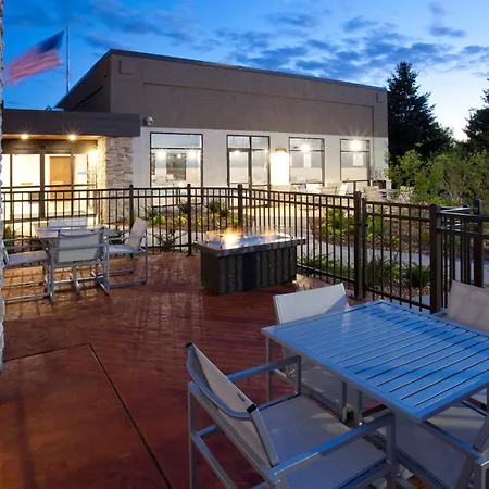 Holiday Inn Express & Suites Minneapolis - West End By Ihg-2