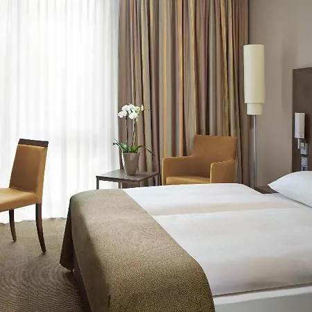 InterCityHotel Darmstadt-3