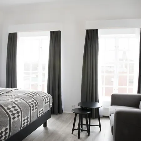 Fosshotel Rauthara-3