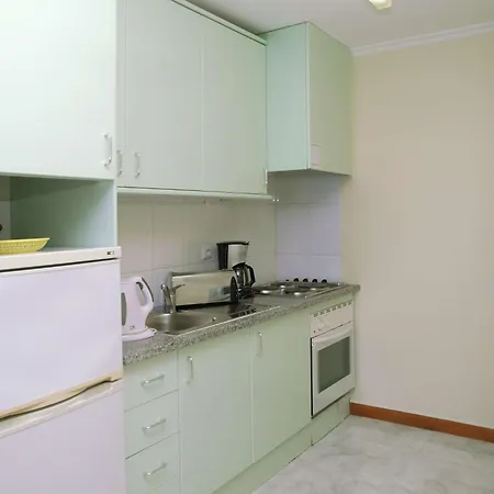 Apartamentos Jardins Da Rocha-2