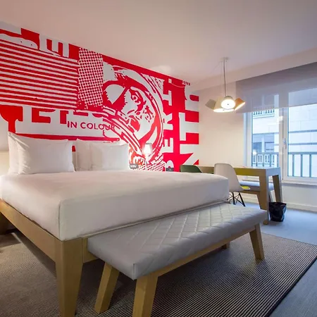 Radisson Red Brussels-2