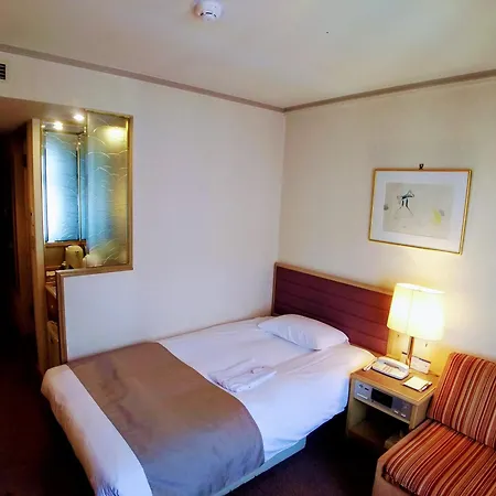 Tokyo Grand Hotel-2