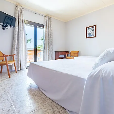 Hotel Canada By Dynamic Hotels-3