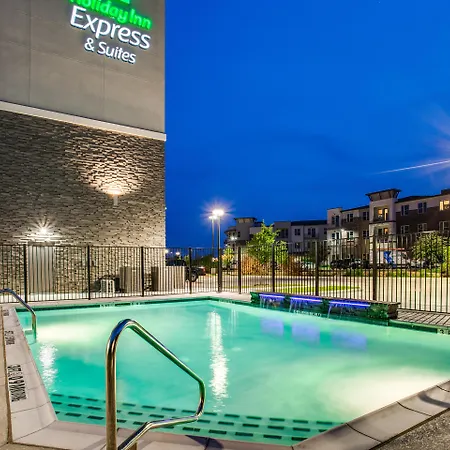 Holiday Inn Express & Suites - Denton South By Ihg-3