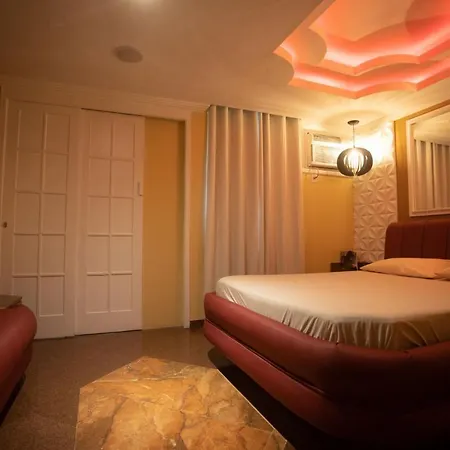 Hotel Show Adult Only-2