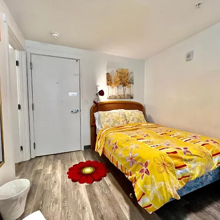 Micro Studio Apartment 10 Minutes Walk To University Of Washington-3