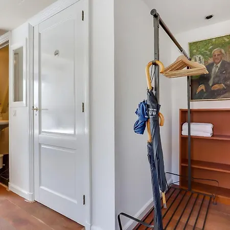 City-Centre, Canal-House, Luxurious , Stylish Bedroom, Ensuite Bathroom-3