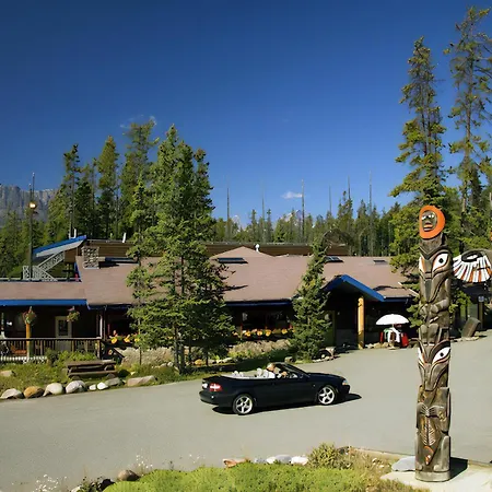 Sunwapta Falls Rocky Mountain Lodge-3