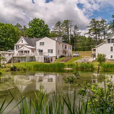 Cranmore Mountain Lodge Bed & Breakfast-2