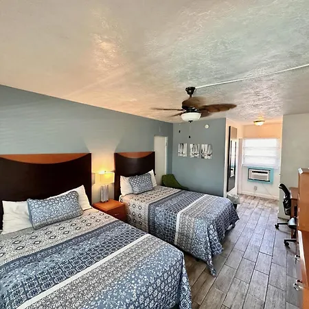 Malibu Resort Motel-2