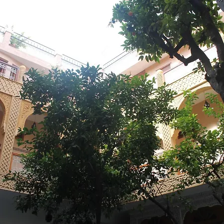 Riad Les Chrifis Navette Aéroport 24 sur 24-3